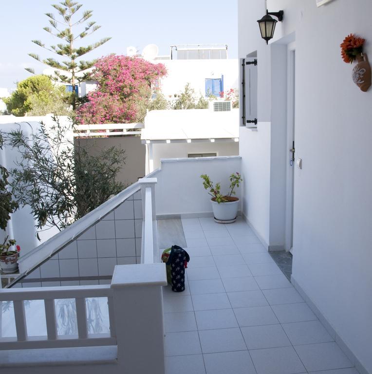 Nicolas Antiparos Town المظهر الخارجي الصورة